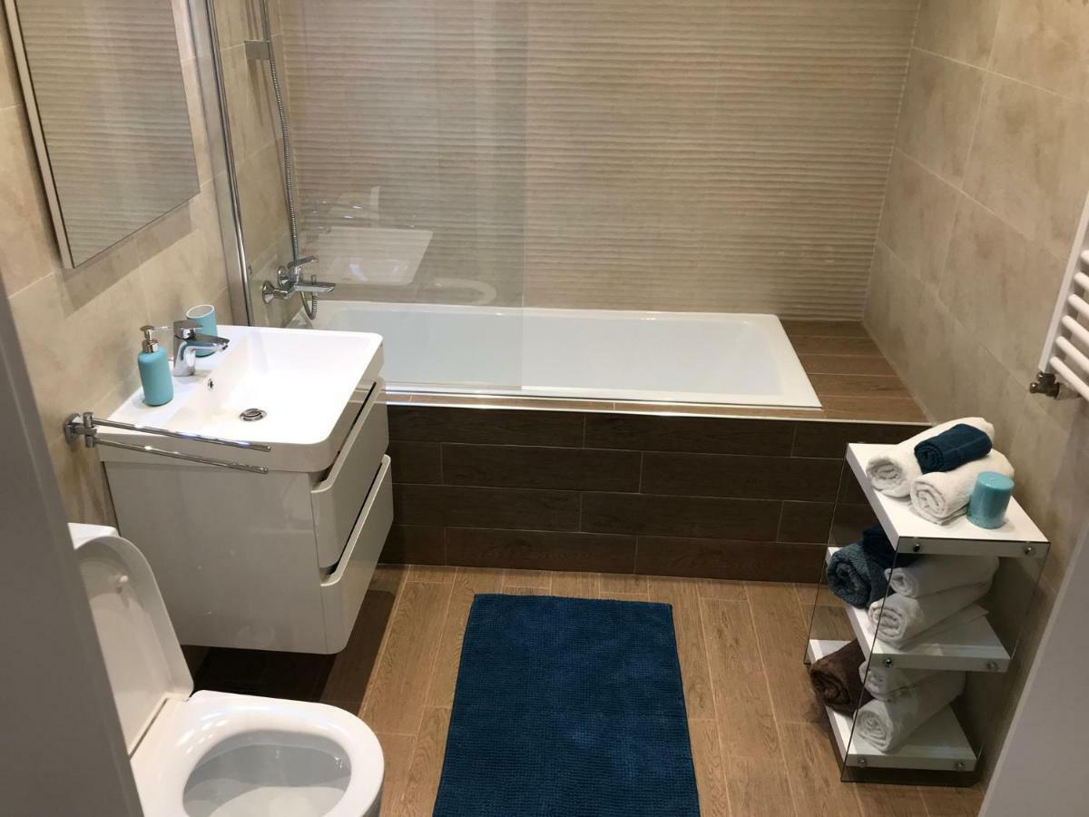 Luxury Flat 9 Near Metro Διαμέρισμα Βουκουρέστι Εξωτερικό φωτογραφία